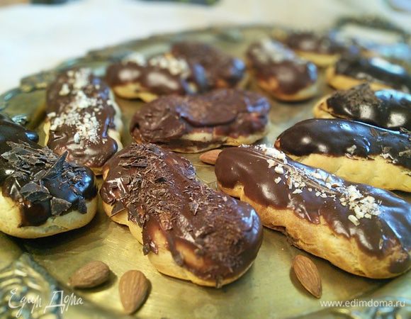 Эклеры с шоколадным кремом патисьер Эклеры с шоколадным кремом патисьер