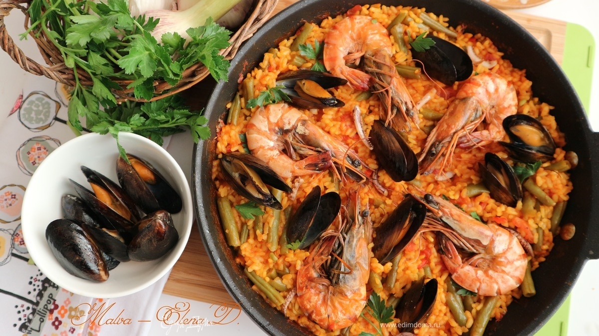 Паэлья с морепродуктами