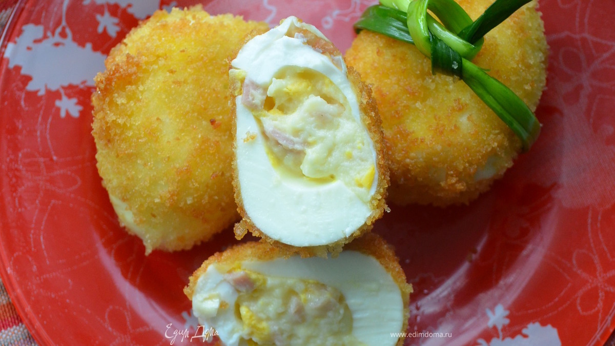 Фаршированные яйца в сухарях