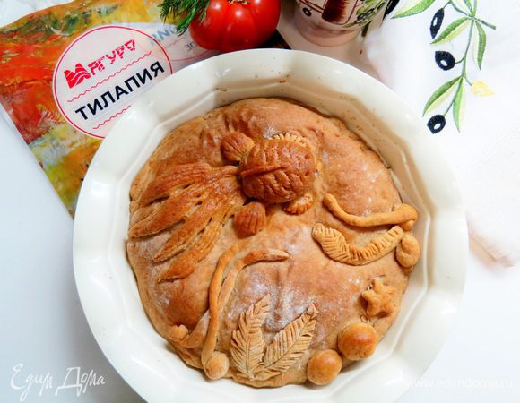 Ржаной пирог с рыбой и капустой