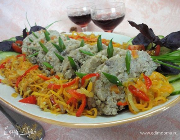 Рулет мясной с рисом и орехами Рулет мясной с рисом и орехами