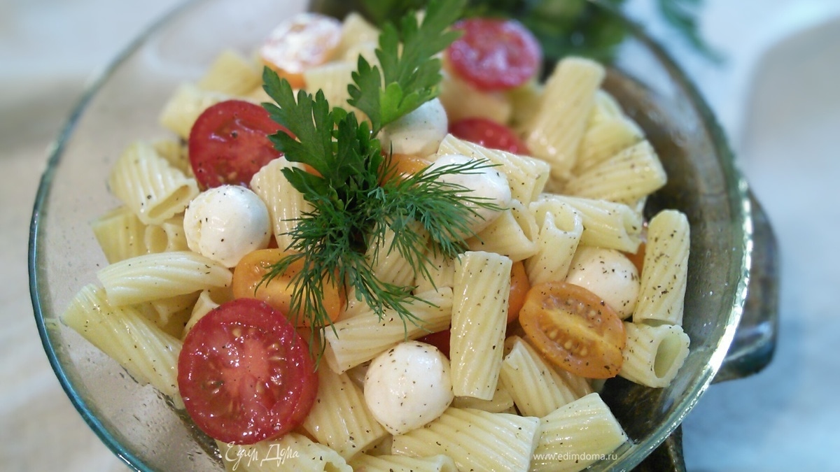 Паста-салат «Капрезе»