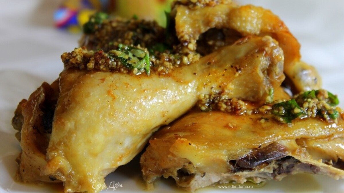 Курица под ореховым соусом