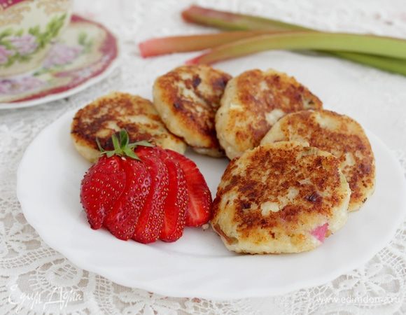 Сырники с ревенем