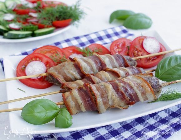 Люля-кебаб в беконе Люля-кебаб в беконе