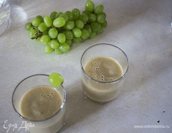 Бананово-яблочный смузи Бананово-яблочный смузи