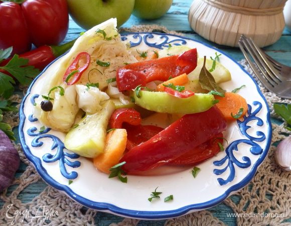 Овощи, маринованные с яблоком и корицей Овощи, маринованные с яблоком и корицей