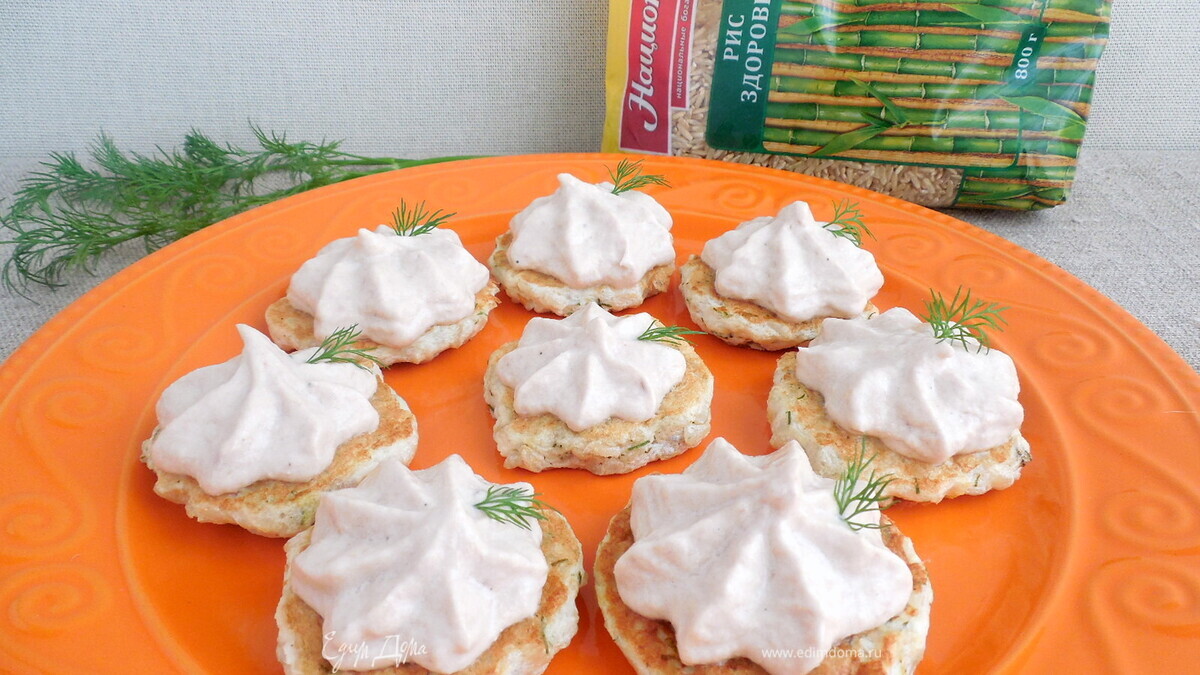 Рисовые ПП-панкейки с муссом из тунца