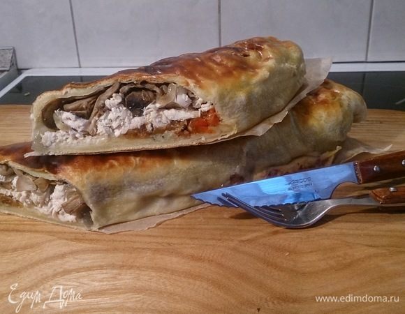 Штрудель с курицей Штрудель с курицей