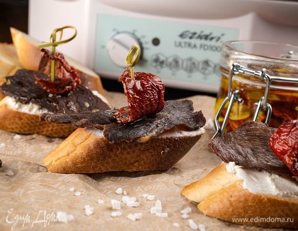 Закуска с джерки и томатами Закуска с джерки и томатами