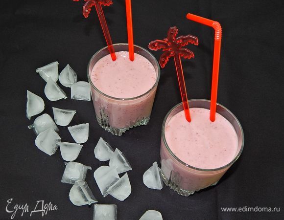 Земляничный смузи с мюсли Земляничный смузи с мюсли