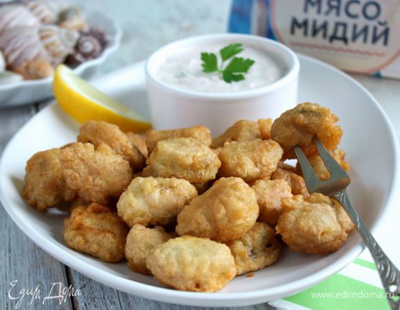 Жареные мидии с соусом таратор (Midye Tava) Жареные мидии с соусом таратор (Midye Tava)