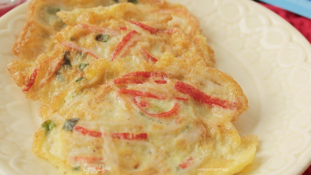 Мини-омлеты с крабовыми палочками