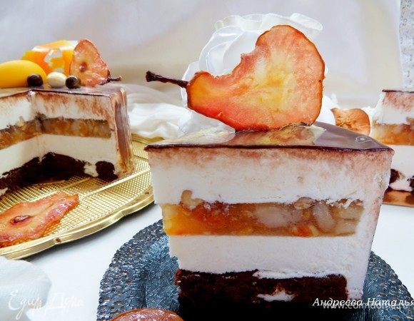 Торт «Бри-груша-херес» Торт «Бри-груша-херес»