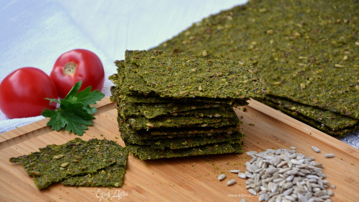 Зеленые хлебцы с семечками