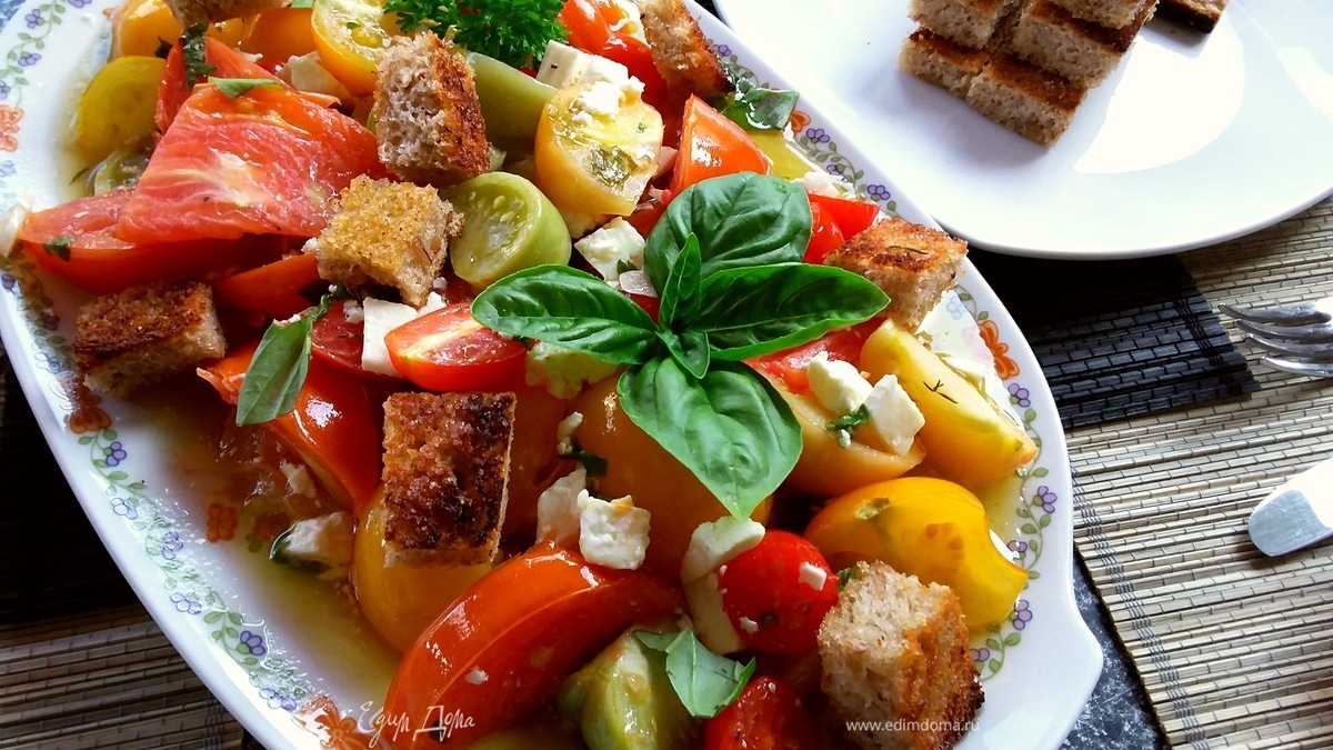 Салат из запеченных помидоров