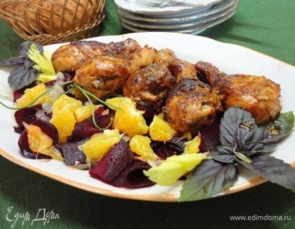 Куриные ножки со свекольным гарниром Куриные ножки со свекольным гарниром