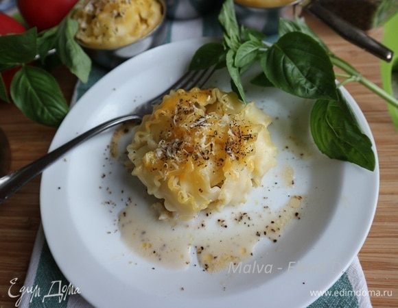 Мафальдине с шампиньонами и моцареллой Мафальдине с шампиньонами и моцареллой