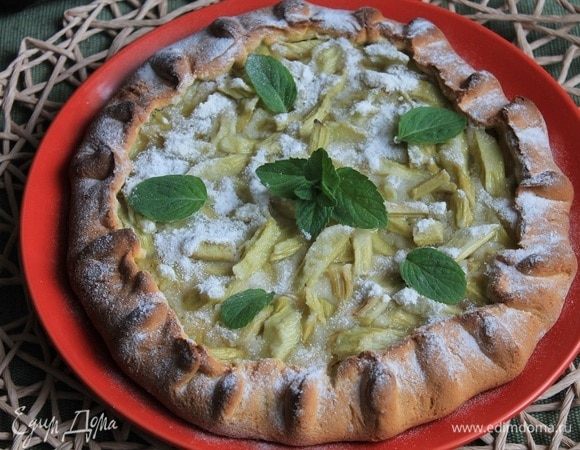 Открытый пирог с ревенем Открытый пирог с ревенем