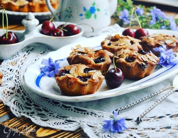 Кексы с черешней Кексы с черешней