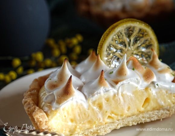 Тарталетки с лимонно-лаймовым кремом и меренгой Тарталетки с лимонно-лаймовым кремом и меренгой