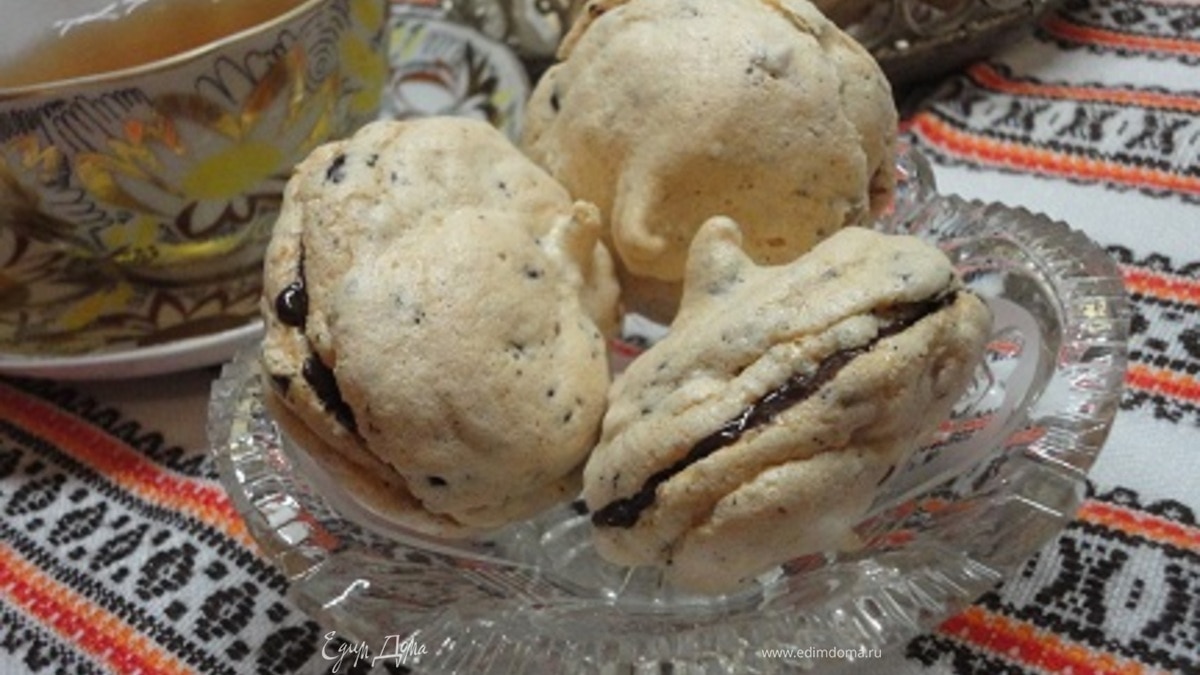 Орехово-шоколадная меренга