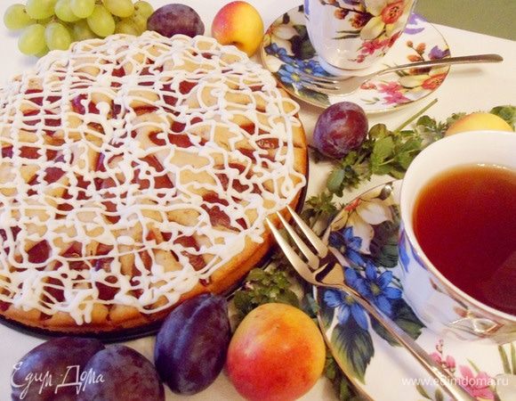 Домашний пирог со сливами Домашний пирог со сливами