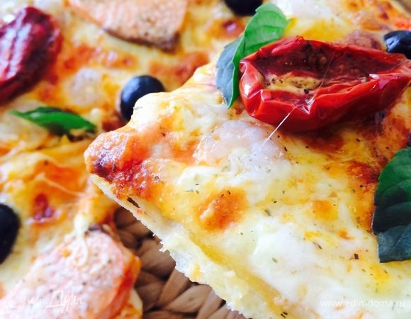 Пицца с креветками и семгой Пицца с креветками и семгой