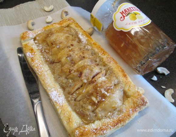 Грушевый пирог с лимонным джемом и кешью Грушевый пирог с лимонным джемом и кешью