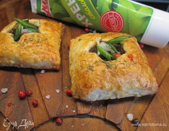 Салат из говядины с хреном в слойке