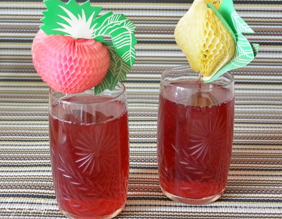 Компот из замороженных ягод Компот из замороженных ягод