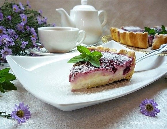 Вишневый тарт с лаймом и заварным кремом