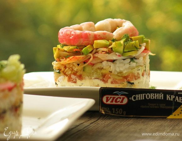 Суши мини-торт с крабовыми палочками