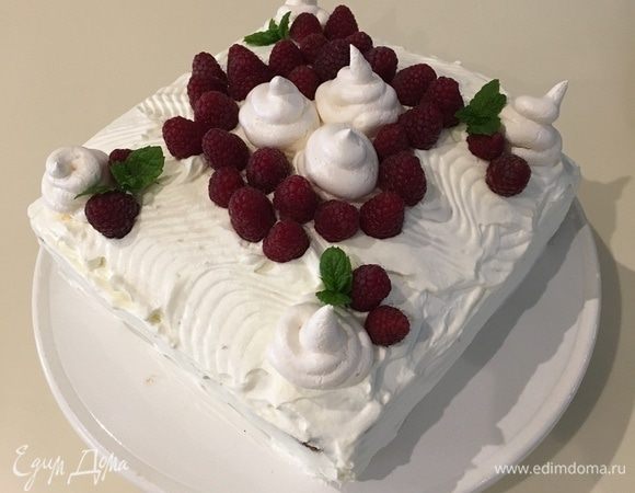 Маковый торт с малиной