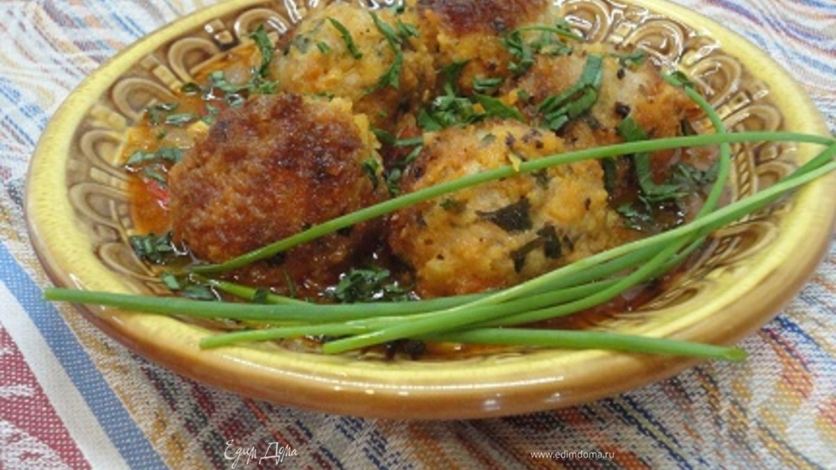 Фрикадельки по-мароккански в томатном соусе