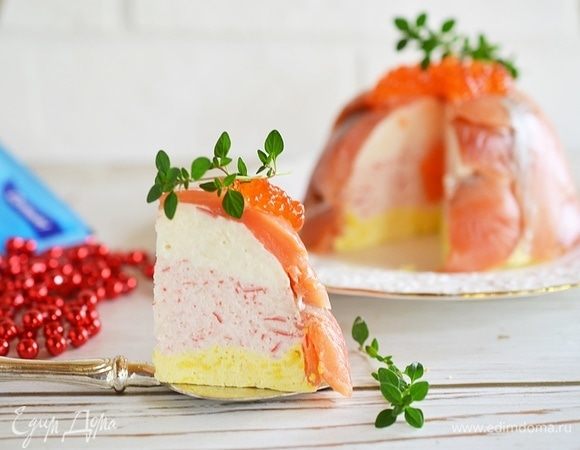 Закусочный торт с крабовой начинкой Закусочный торт с крабовой начинкой