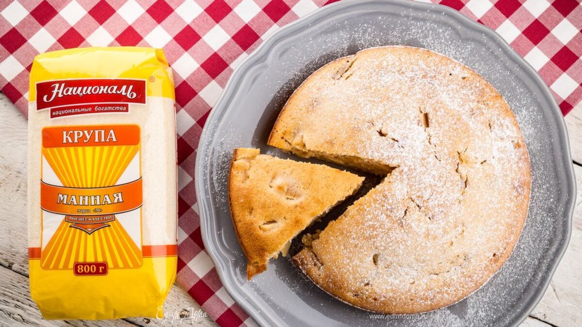 Нежный манник с яблоками