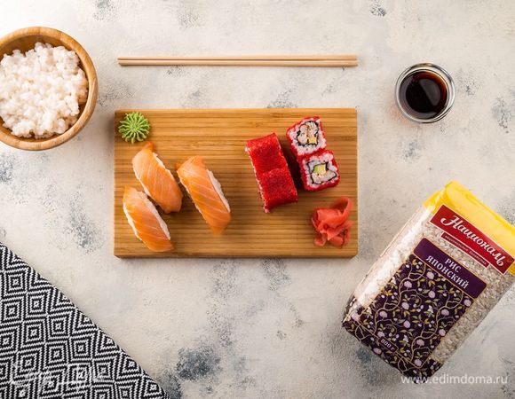 Ролл «Калифорния» и суши «Нигири» Ролл «Калифорния» и суши «Нигири»