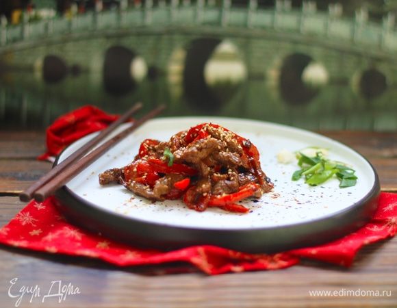 Стир-фрай из говядины с перцем в горчичном соусе