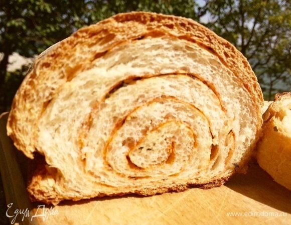 Хлеб с паприкой и базиликом Хлеб с паприкой и базиликом