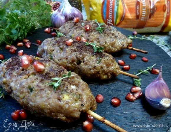 Люля-кебабы с пшеном и орехами Люля-кебабы с пшеном и орехами