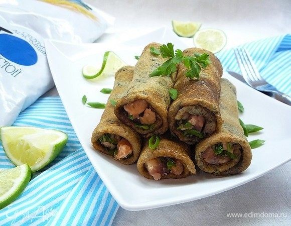 Блинчики с отрубями, нори и семгой