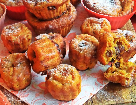 Тыквенные маффины с хурмой Тыквенные маффины с хурмой