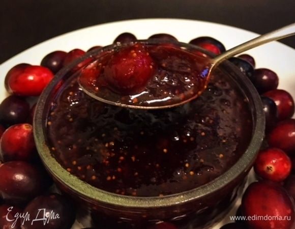 Варенье с клюквой, грушей и инжиром