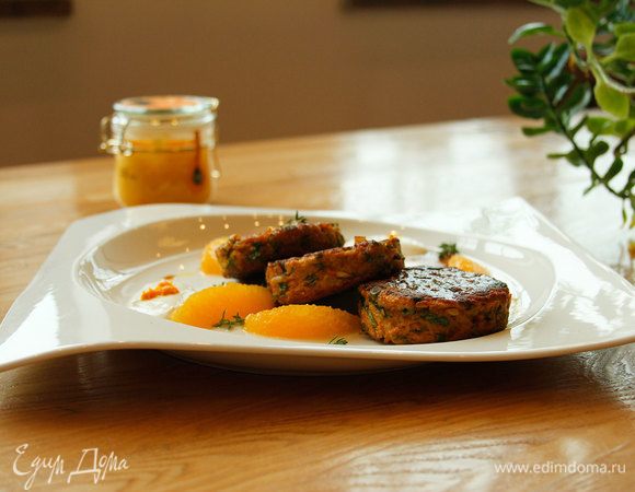 Морковный хашбраун с медовым соусом Морковный хашбраун с медовым соусом