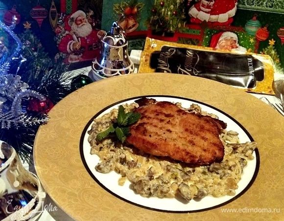 Свиные отбивные в горчично-грибном соусе Свиные отбивные в горчично-грибном соусе