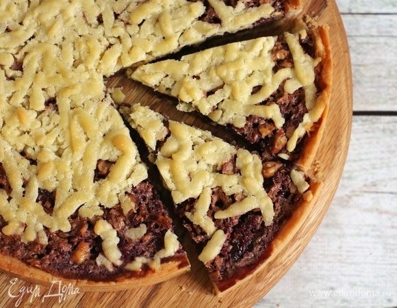 Тарт с вишней и грецкими орехами Тарт с вишней и грецкими орехами
