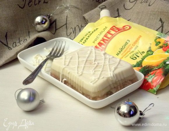 Трехслойный говяжий холодец Трехслойный говяжий холодец