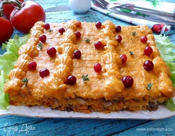Закусочный торт с солеными груздями и тыквенным кремом Закусочный торт с солеными груздями и тыквенным кремом