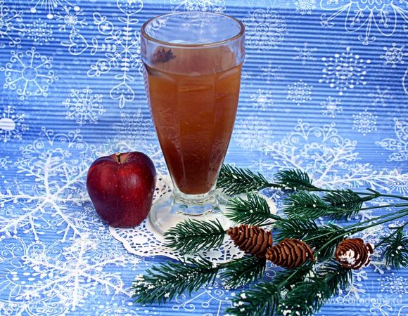 Пряный яблочно-лимонный напиток